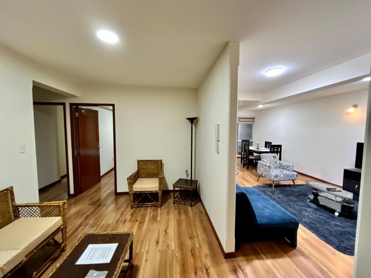 Moderno Y Comodo Apartamento Con La Mejor Ubicacion En Sopocachi Daire La Paz Dış mekan fotoğraf